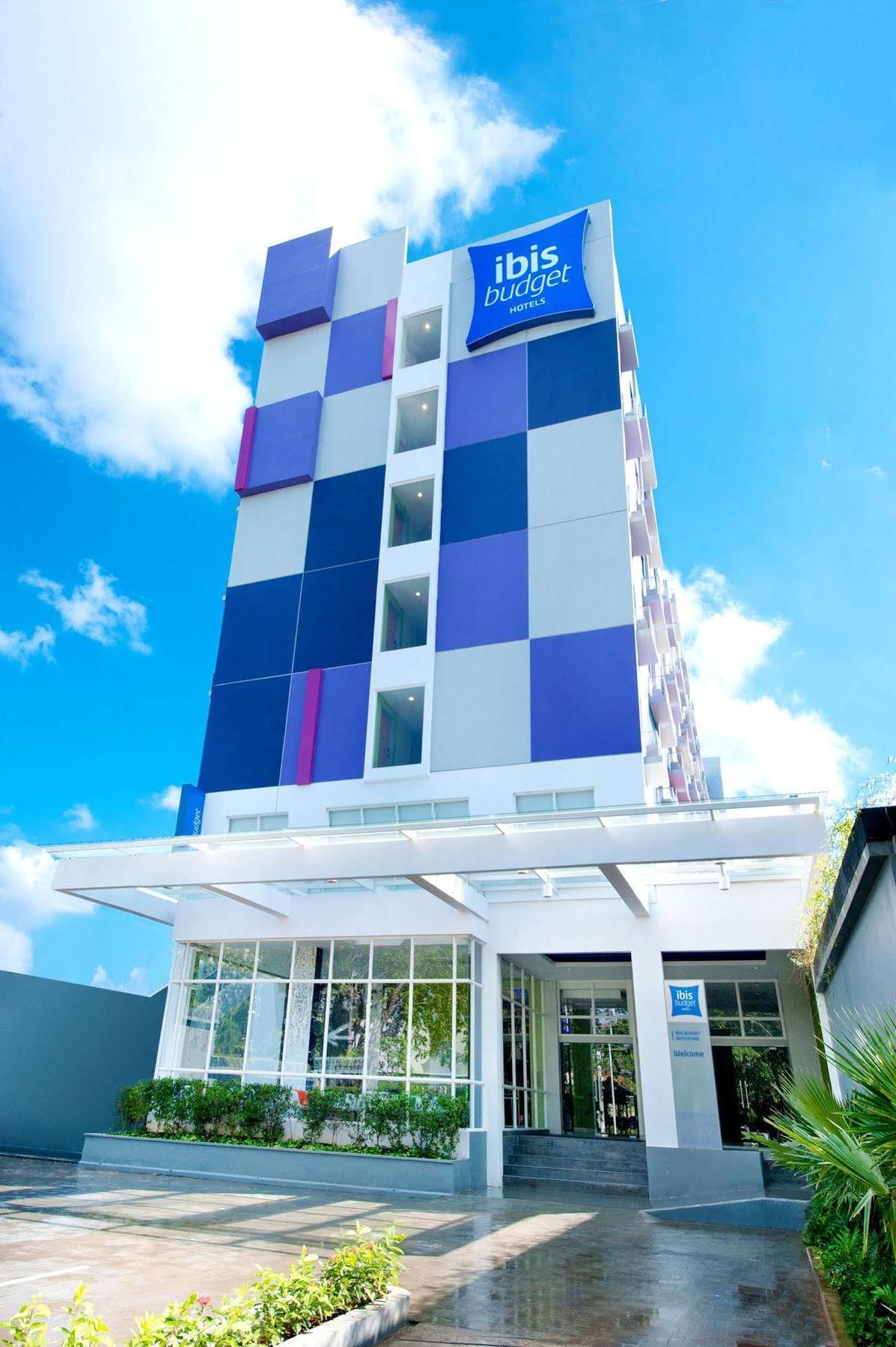 Ibis Budget Semarang Tendean Zewnętrze zdjęcie
