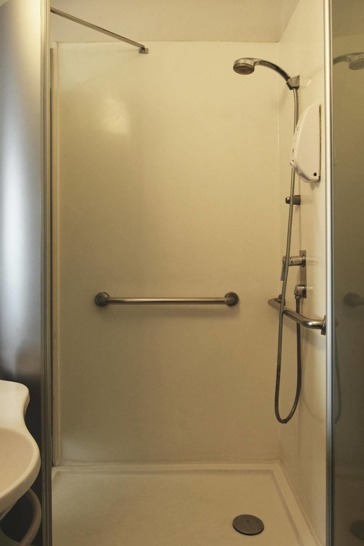 Ibis Budget Semarang Tendean Zewnętrze zdjęcie