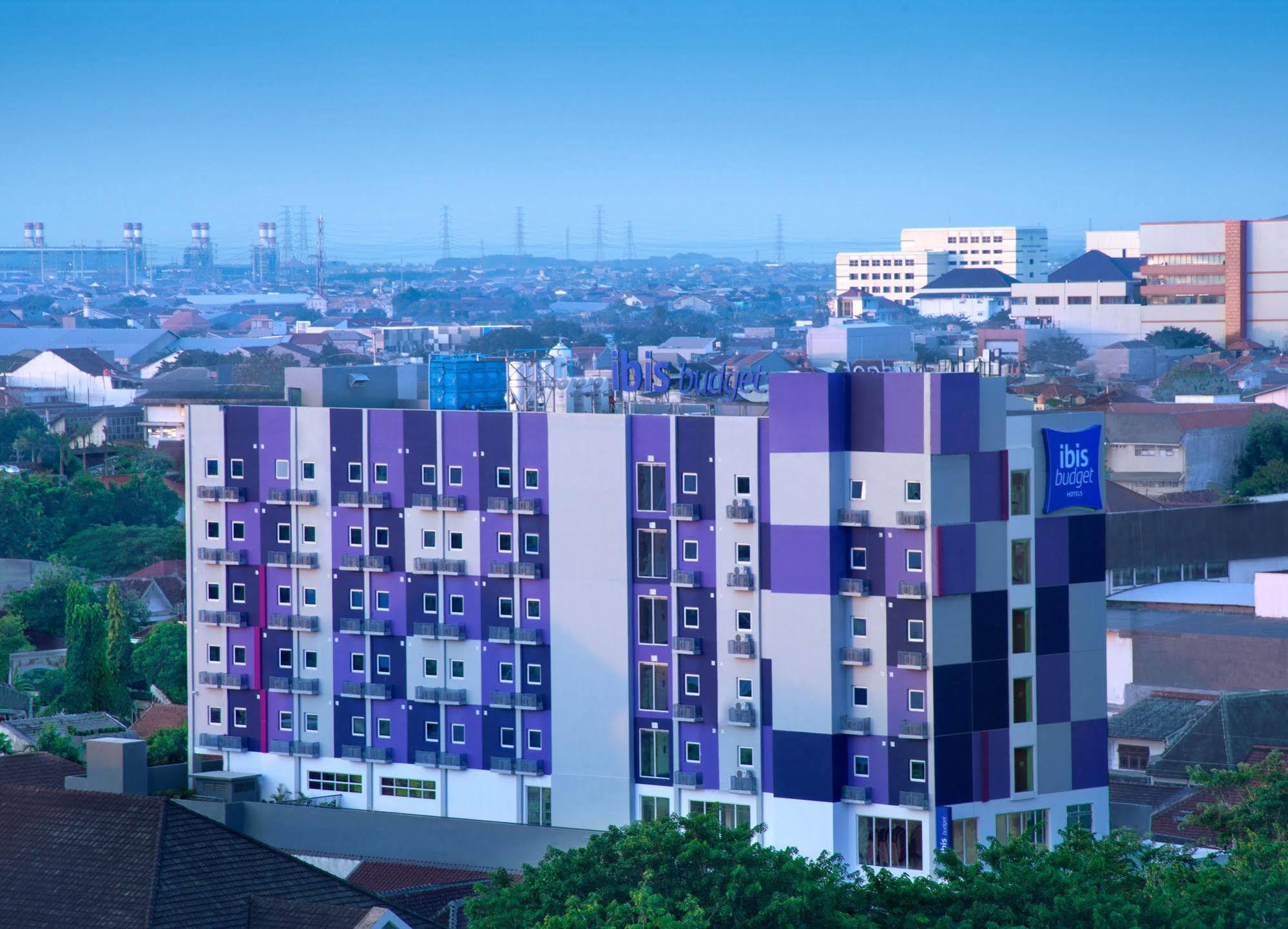 Ibis Budget Semarang Tendean Zewnętrze zdjęcie
